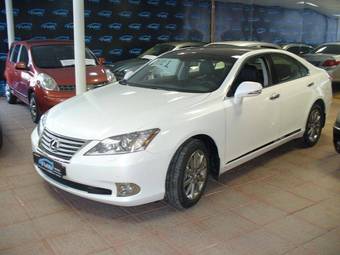 2011 Lexus ES350 Pictures