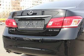 2011 Lexus ES350 Pics