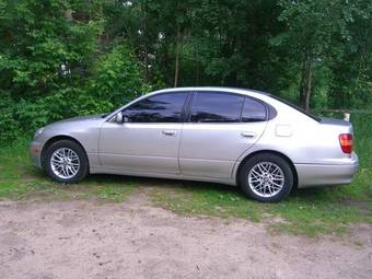 2000 Lexus GS300 Photos