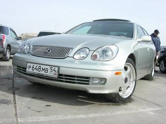 2000 Lexus GS300 Photos