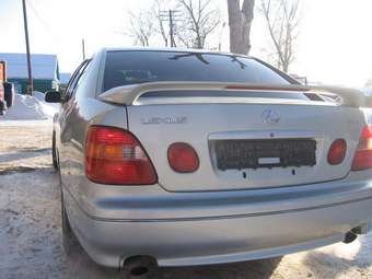 2001 GS300