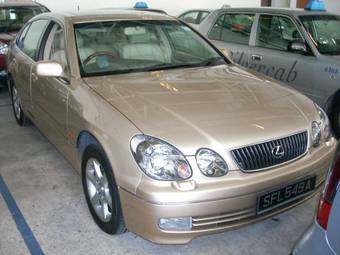 2004 Lexus GS300 Photos