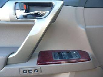 2010 Lexus GX460 Photos