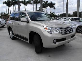 2010 Lexus GX460 Photos