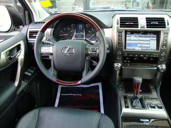 2010 Lexus GX460 Wallpapers