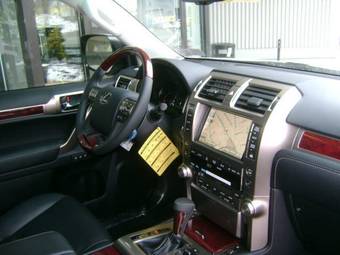 2010 Lexus GX460 Wallpapers