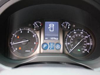 2010 Lexus GX460 Photos