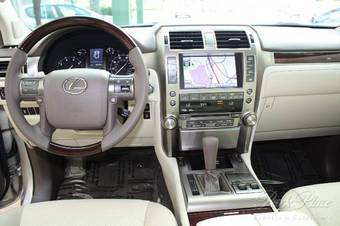 2010 Lexus GX460 Wallpapers