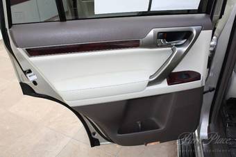 2010 Lexus GX460 Pics