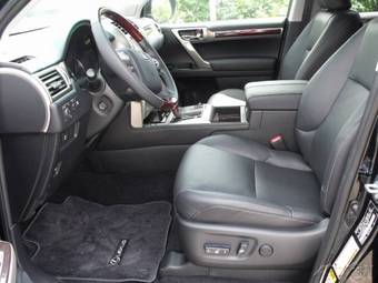 2010 Lexus GX460 Photos