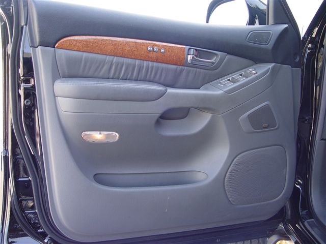 2003 Lexus GX470 Pictures
