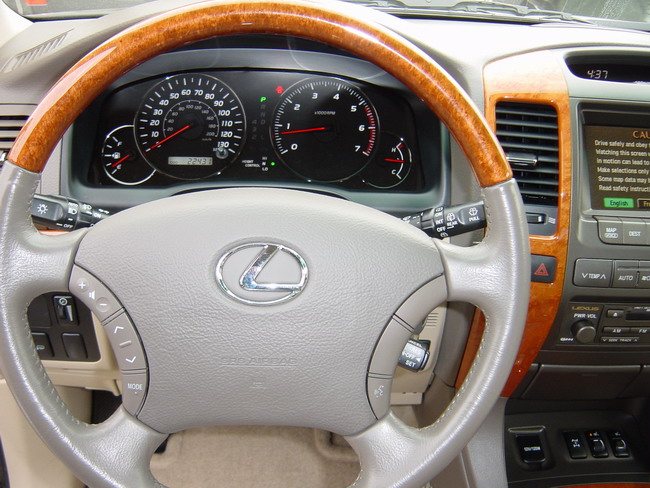 2003 Lexus GX470 Photos