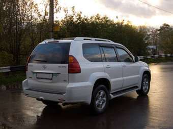 2003 Lexus GX470 Photos