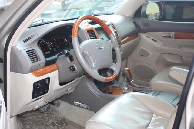 2004 Lexus GX470