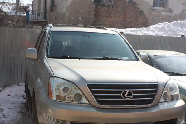 2004 Lexus GX470