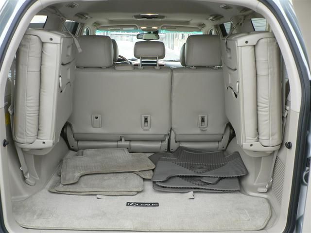 2004 Lexus GX470