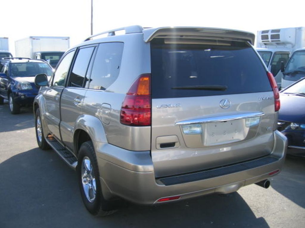 2004 Lexus GX470