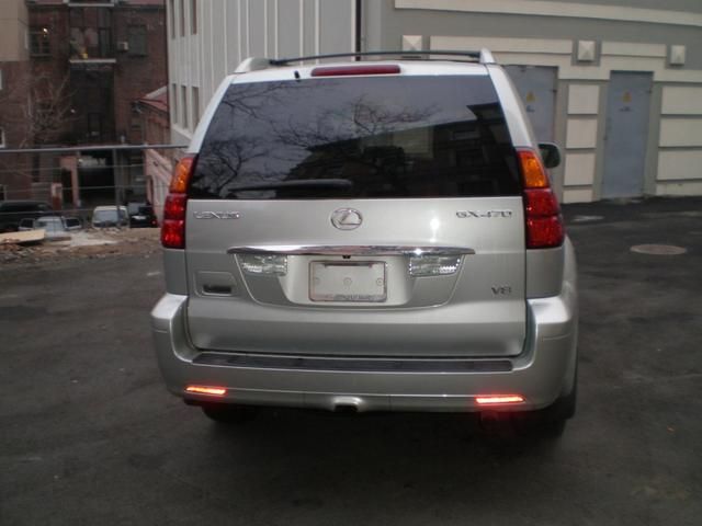 2004 Lexus GX470