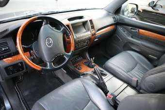 2004 Lexus GX470 Pictures
