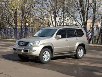 2004 Lexus GX470 Photos