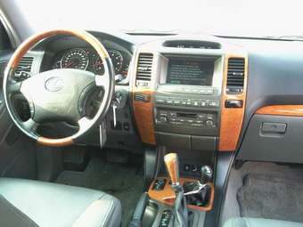 2004 Lexus GX470 Pictures