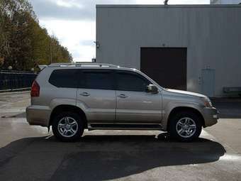 2004 Lexus GX470 Photos