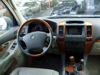 2004 Lexus GX470 Pictures