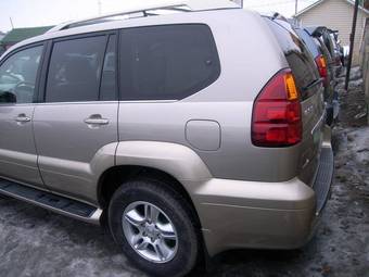 2004 Lexus GX470 Images