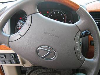 2004 Lexus GX470 Pics