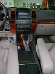 2004 Lexus GX470 Images