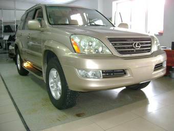 2004 Lexus GX470 Photos