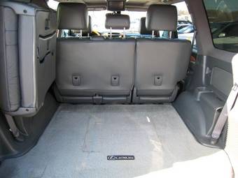 2004 Lexus GX470 Pictures