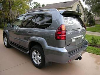 2004 Lexus GX470 Pictures