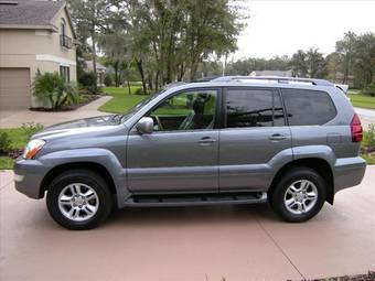 2004 Lexus GX470 Photos