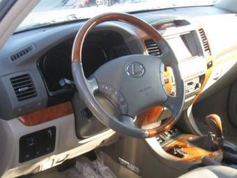 2004 Lexus GX470 Pictures