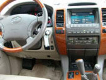 2004 Lexus GX470 Pictures