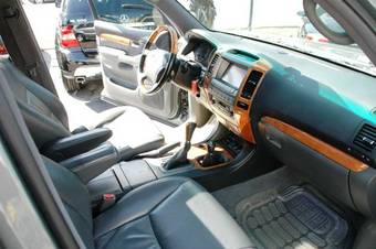 2004 Lexus GX470 Pictures