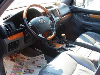 2004 Lexus GX470 Pictures