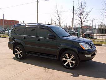 2004 Lexus GX470 Pictures