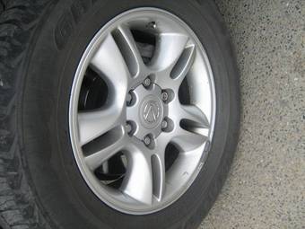 2004 Lexus GX470 Images