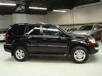 2004 Lexus GX470 Photos