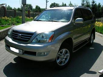 2004 Lexus GX470 Photos