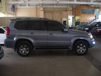 2004 Lexus GX470 Photos