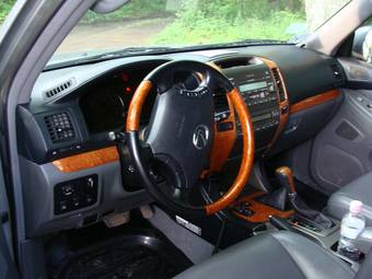 2004 Lexus GX470 Photos