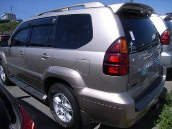 2004 Lexus GX470 Photos