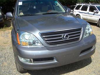 2004 Lexus GX470 Photos