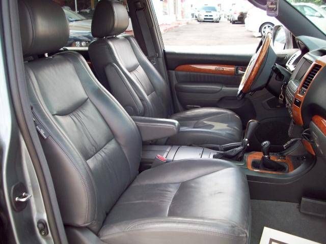 2005 Lexus GX470