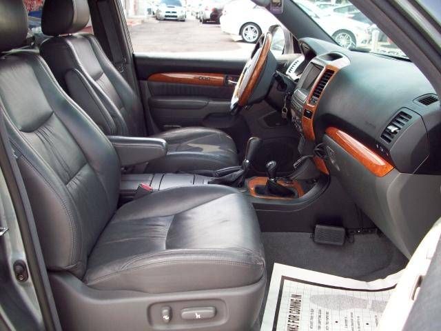 2005 Lexus GX470