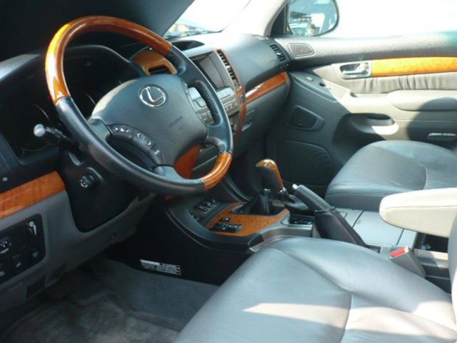 2005 Lexus GX470