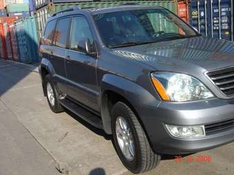 2005 GX470